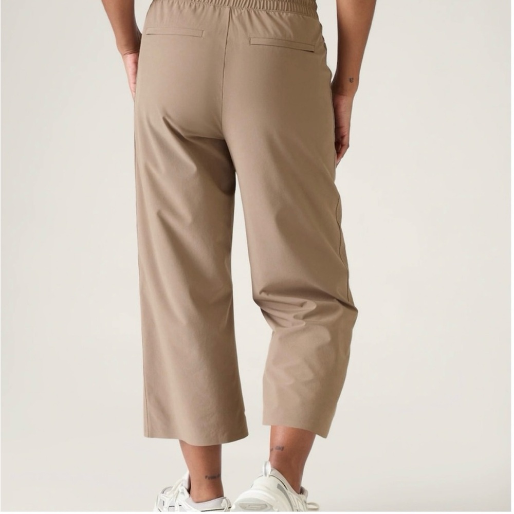 ATHLETA Avenue Wide Leg Crop Womens Size 10 Pyrite Color - Picture 3 of 7